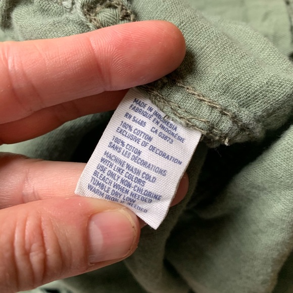 AE Army Green Gauze Button-down Top - Picture 8 of 10